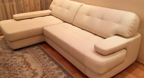 Обивка углового дивана.  Сосновый Бор